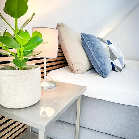 Schoenes Modernes Einfamilienhaus Fuer 1 Bis 6 Personen Rimpar